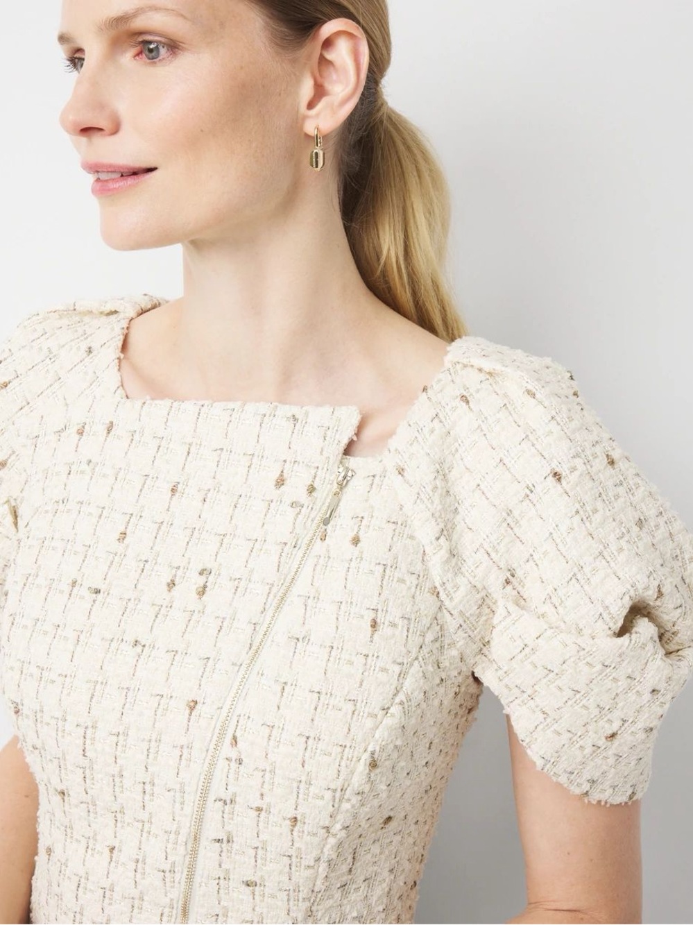NWOT White House Black Market Cream Tweed Puff Sleeve Top - Picture 3 of 7